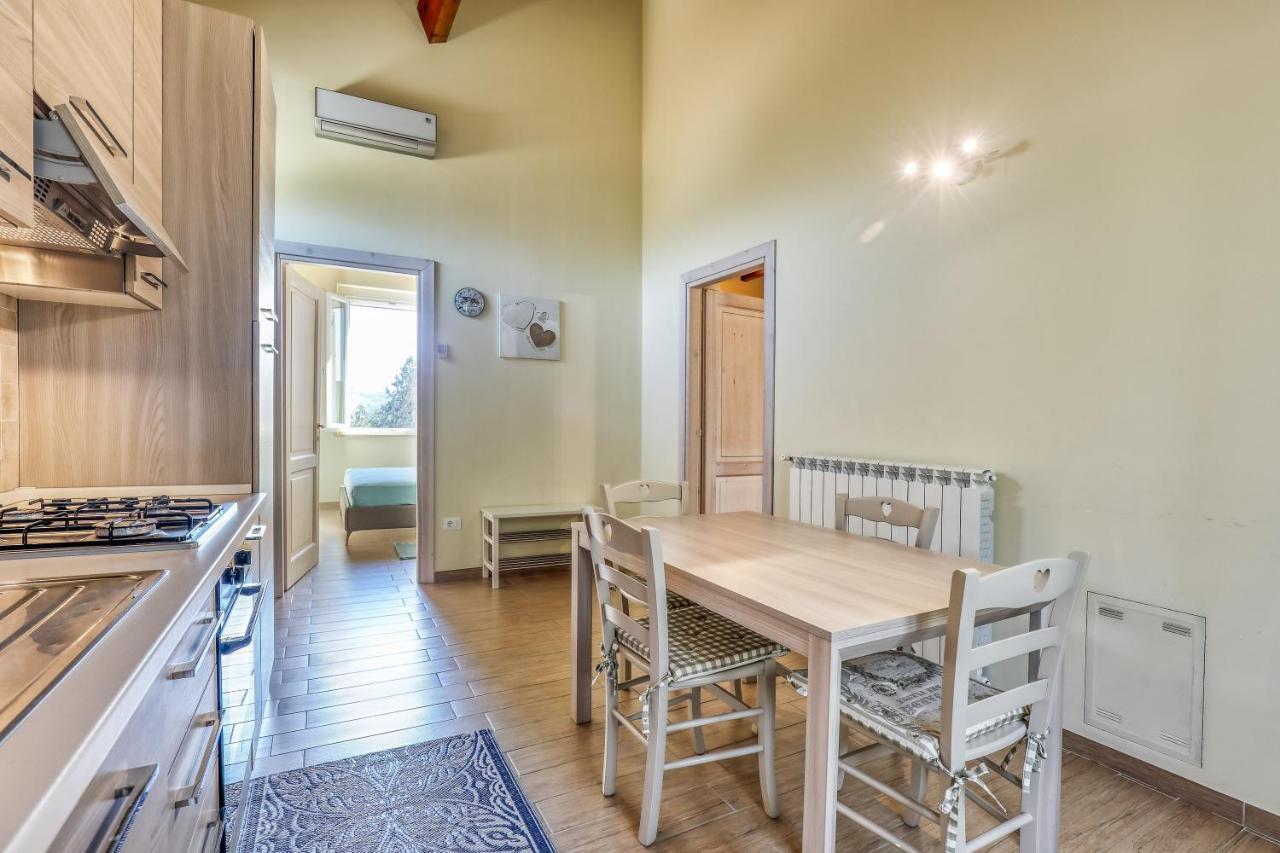 Residence Viviverde Terni Bagian luar foto