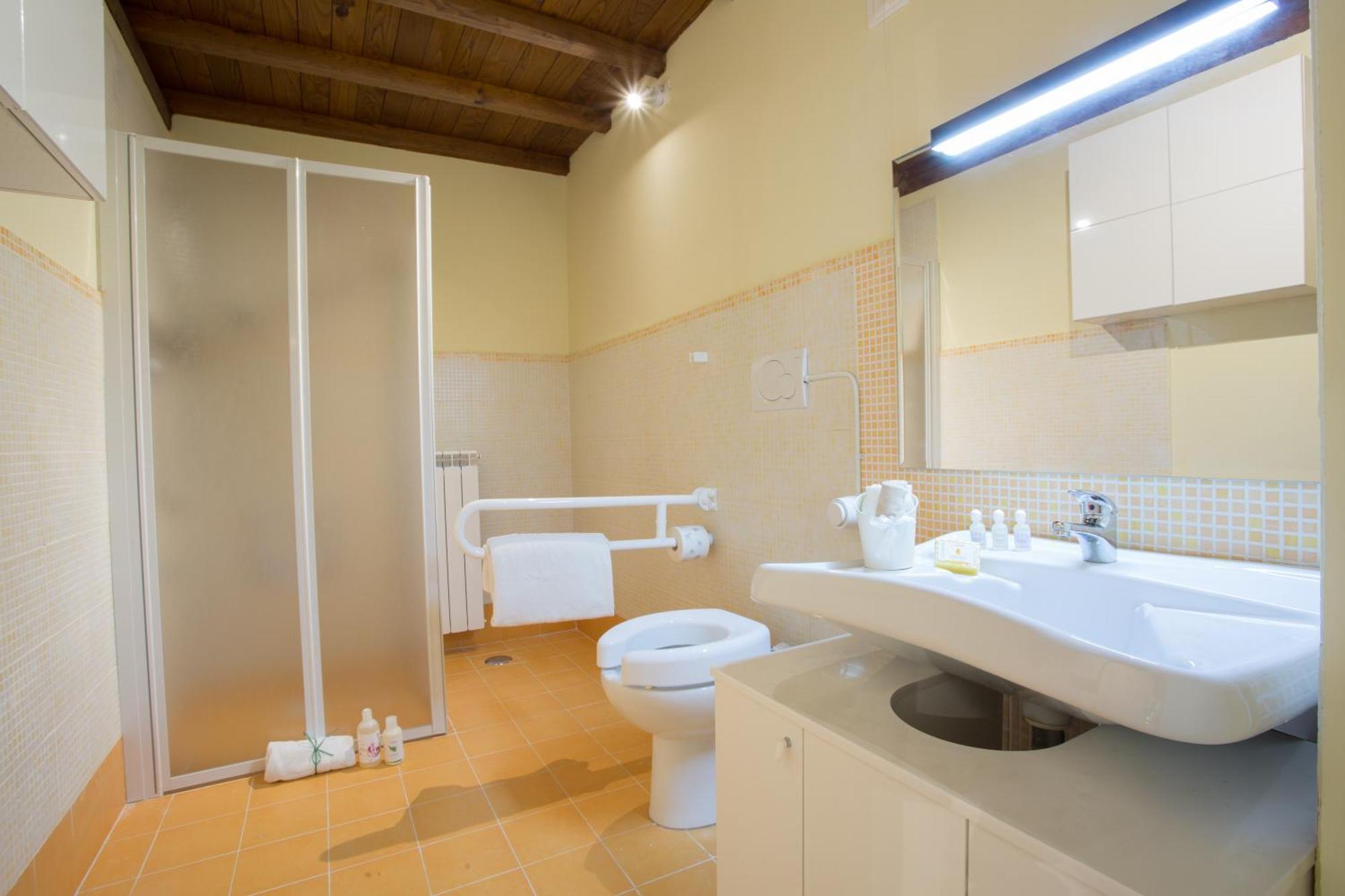 Residence Viviverde Terni Bagian luar foto