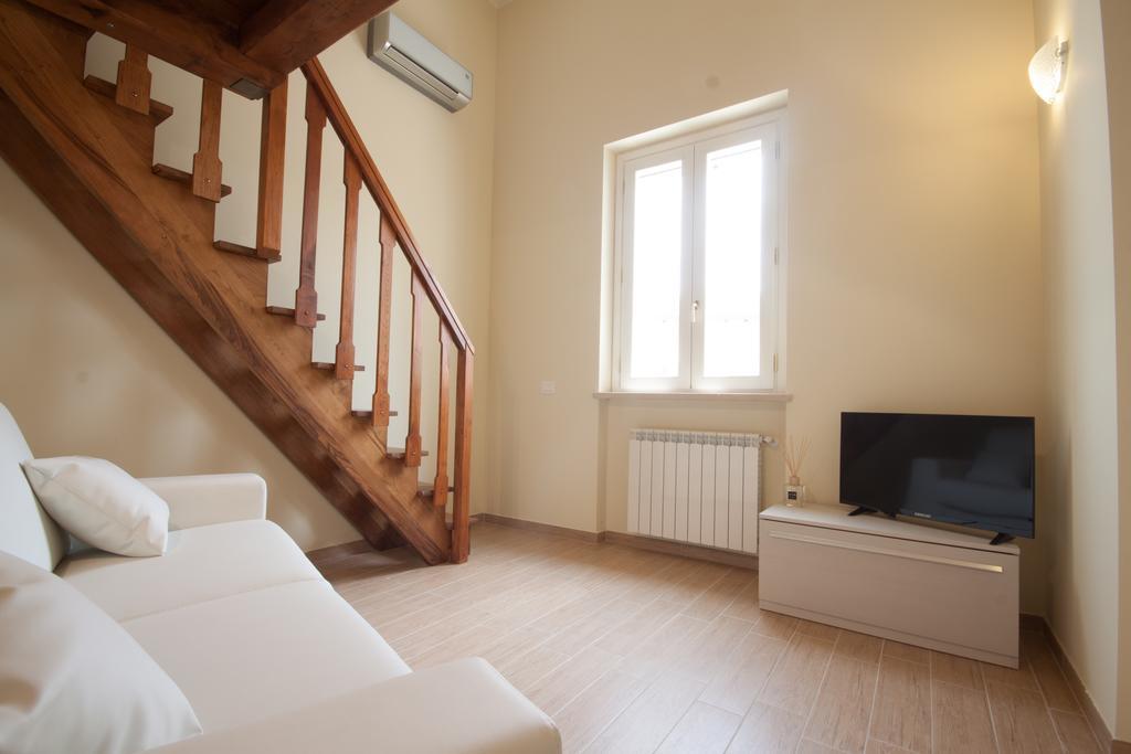 Residence Viviverde Terni Bagian luar foto